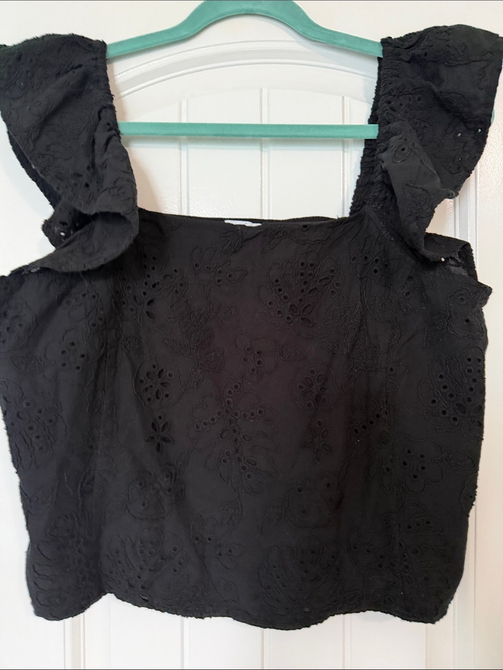 sofia by sofia vergara Black Eyelet Square-Neck Tank with Ruffle Straps